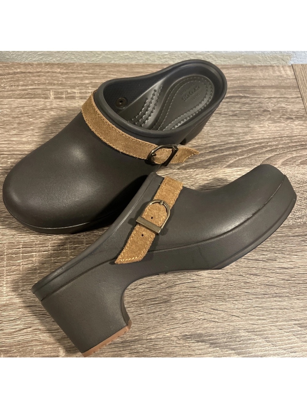 Crocs Shoes Brown Sarah Espresso Croslite Slip On Mule Clog Women's Size 7